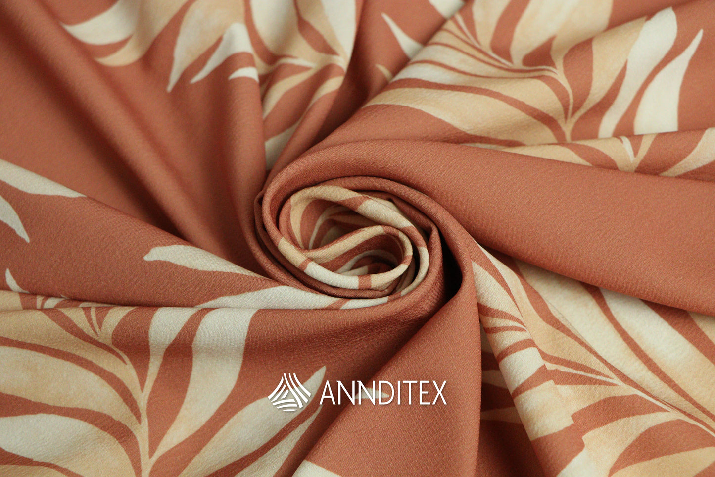 Licra Crush Estampada Hojas de Palma Terracota/Beige | ANNDITEX