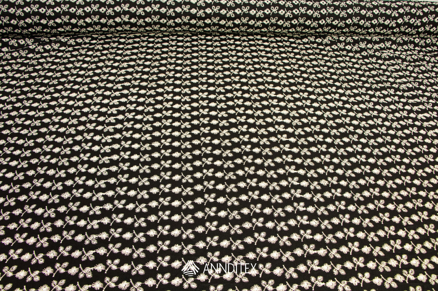 Lino Bordado Novedad