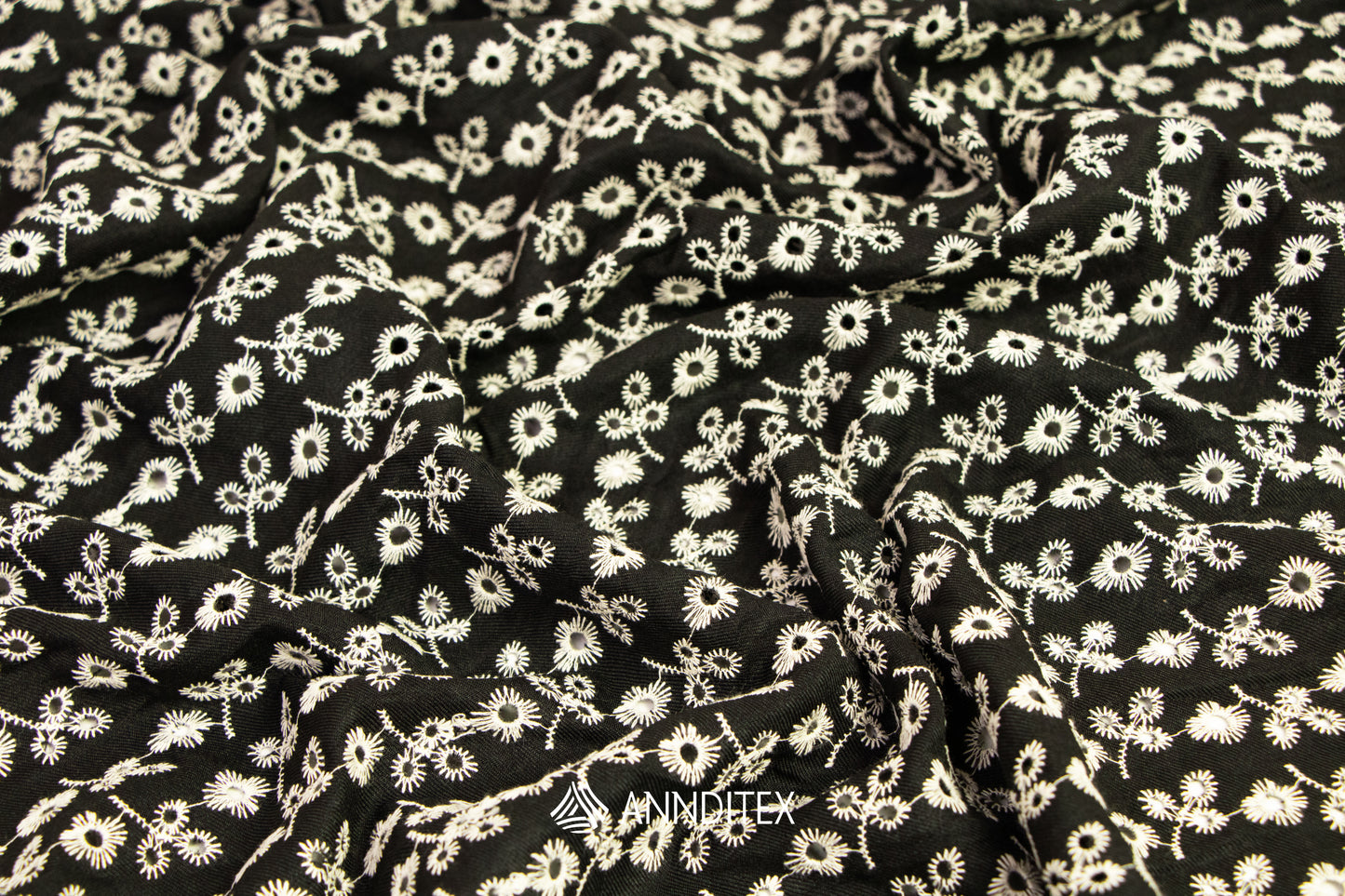 Lino Bordado Novedad