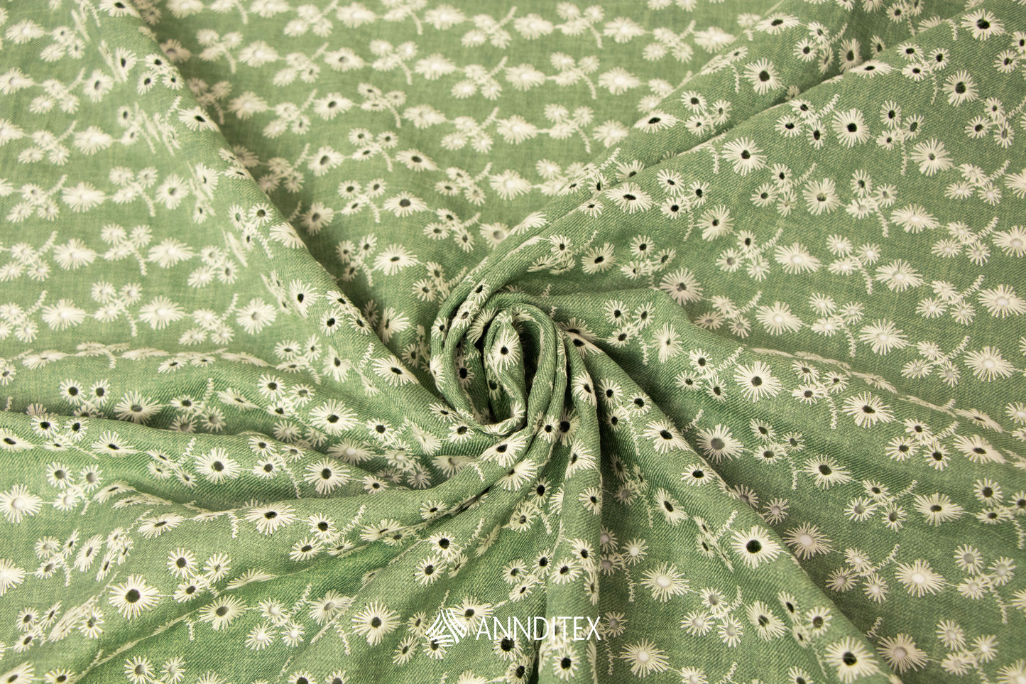 Lino Bordado Novedad