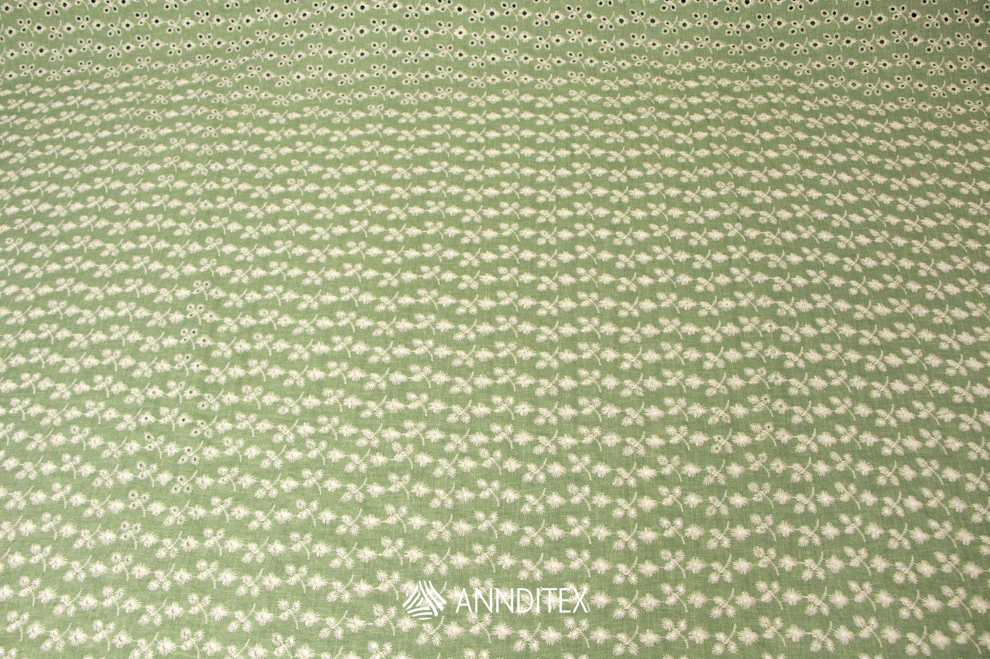 Lino Bordado Novedad