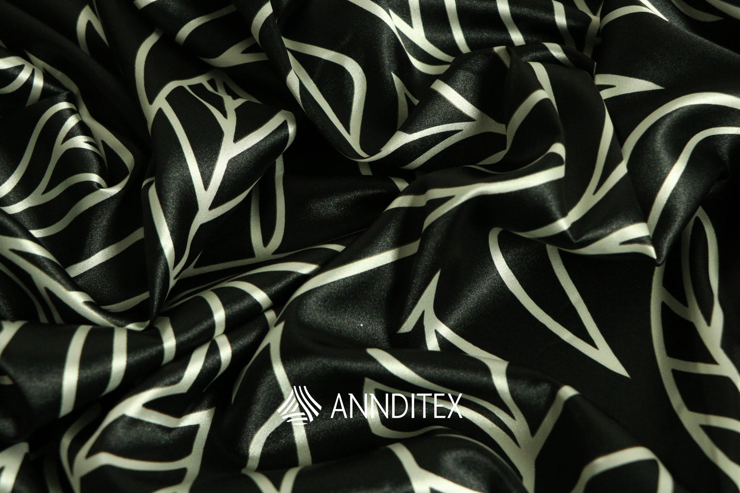 Satín Moda Estampada Hojas Lineales Negro