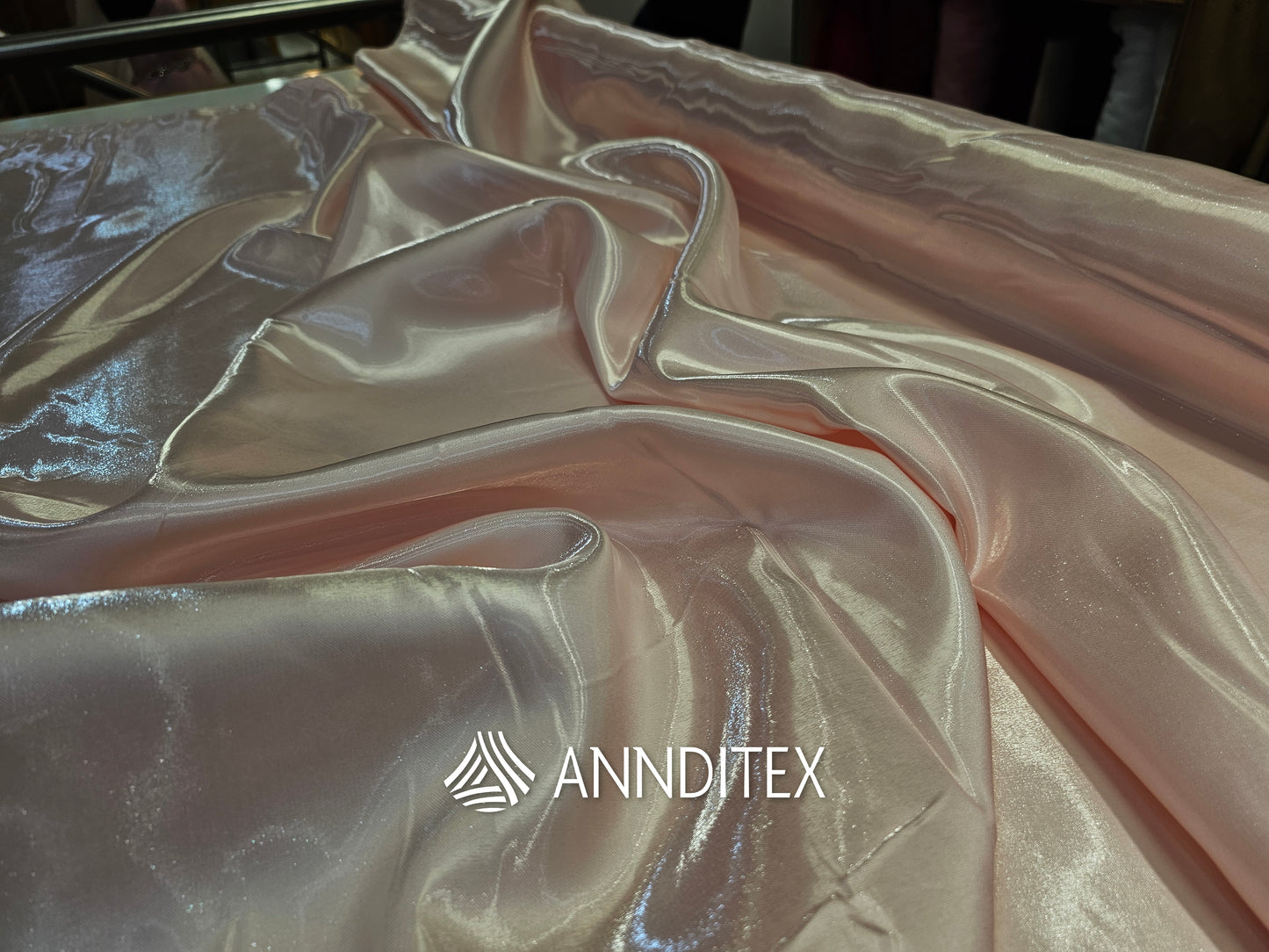 Mikado Liquid – Tela brillante para vestidos | ANNDITEX