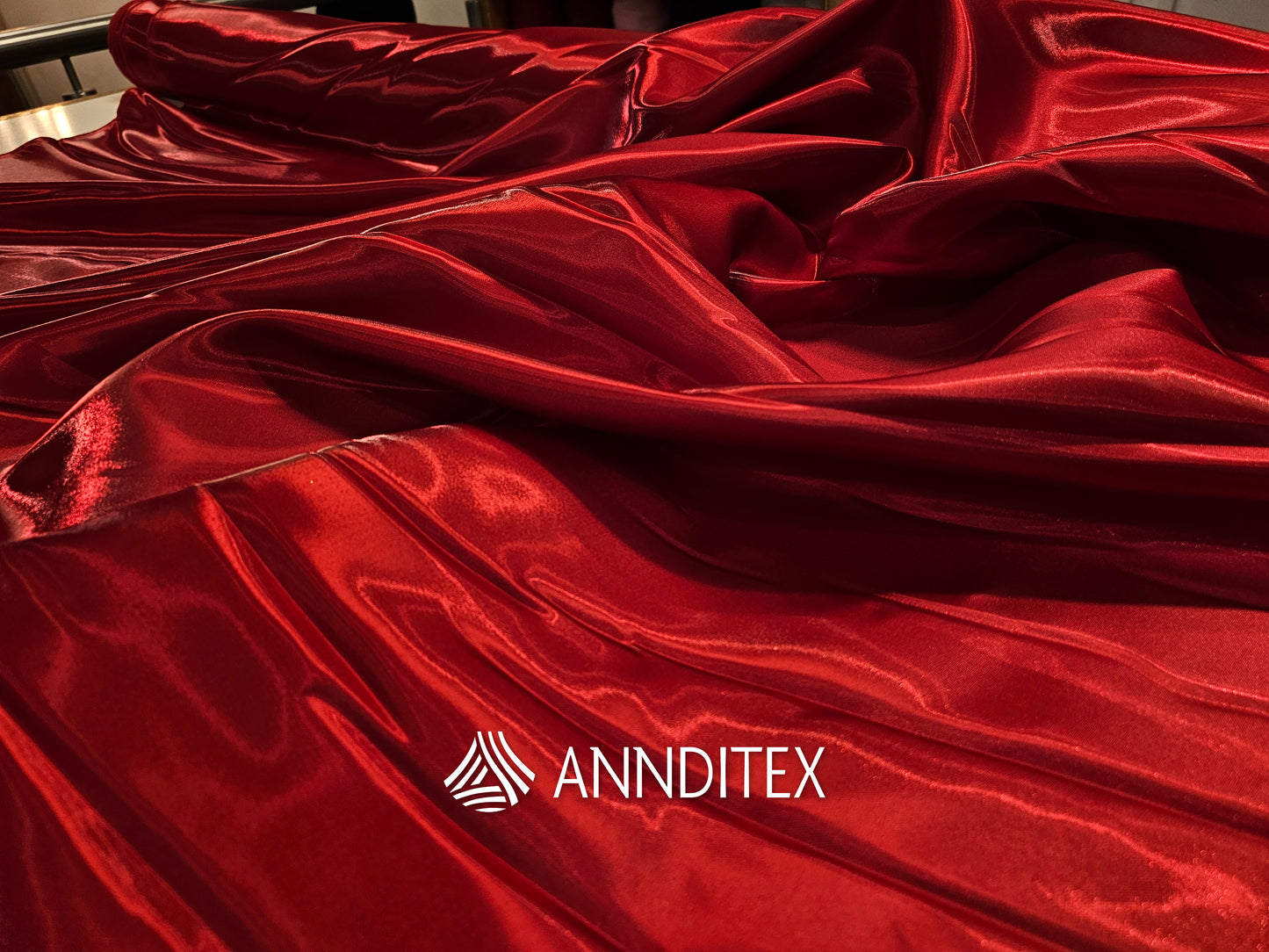 Mikado Liquid – Tela brillante para vestidos | ANNDITEX