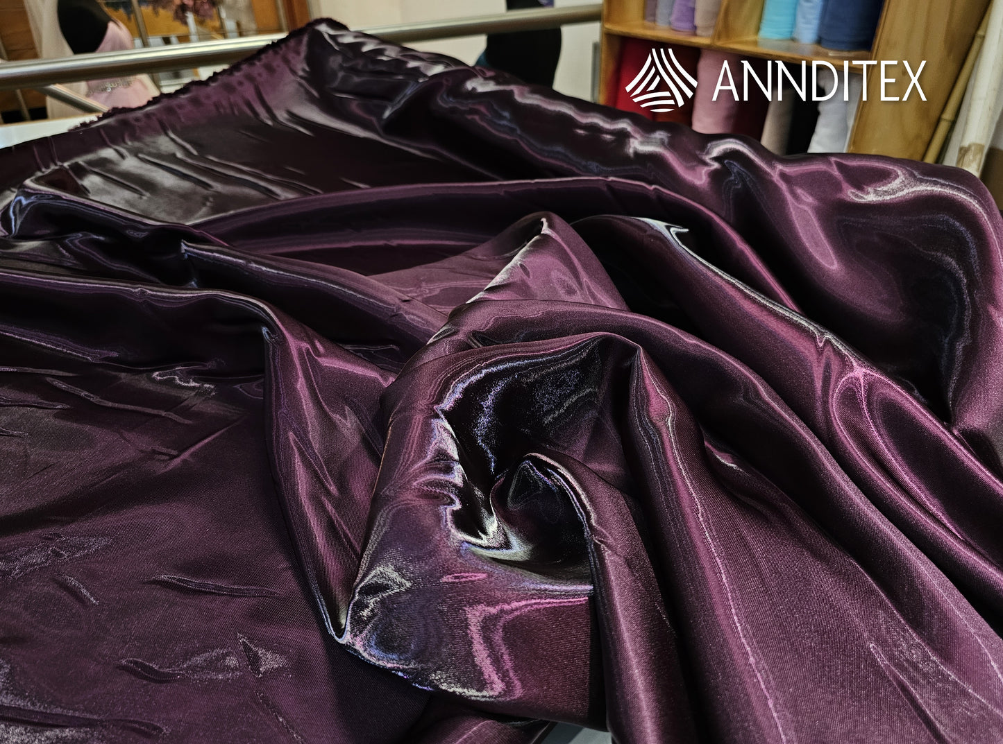 Mikado Liquid – Tela brillante para vestidos | ANNDITEX