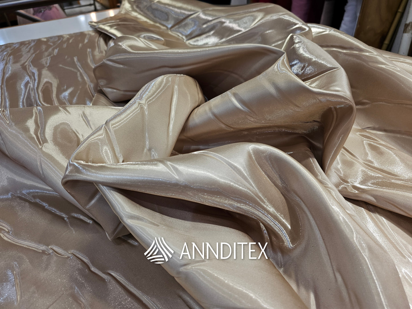 Mikado Liquid – Tela brillante para vestidos | ANNDITEX
